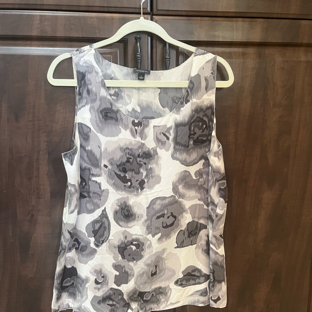 Ann Taylor Floral Sleeveless Blouse - Black and White